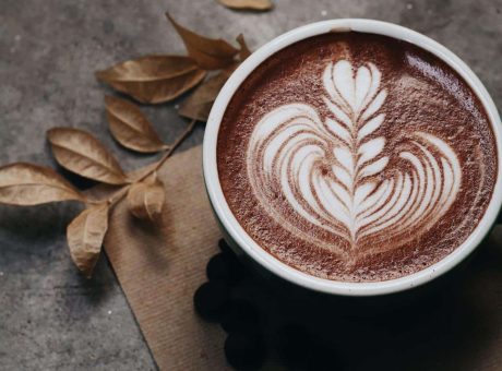 Artisan Hot Chocolate for Autumn Evenings Artisan Hot Chocolate for Autumn Evenings