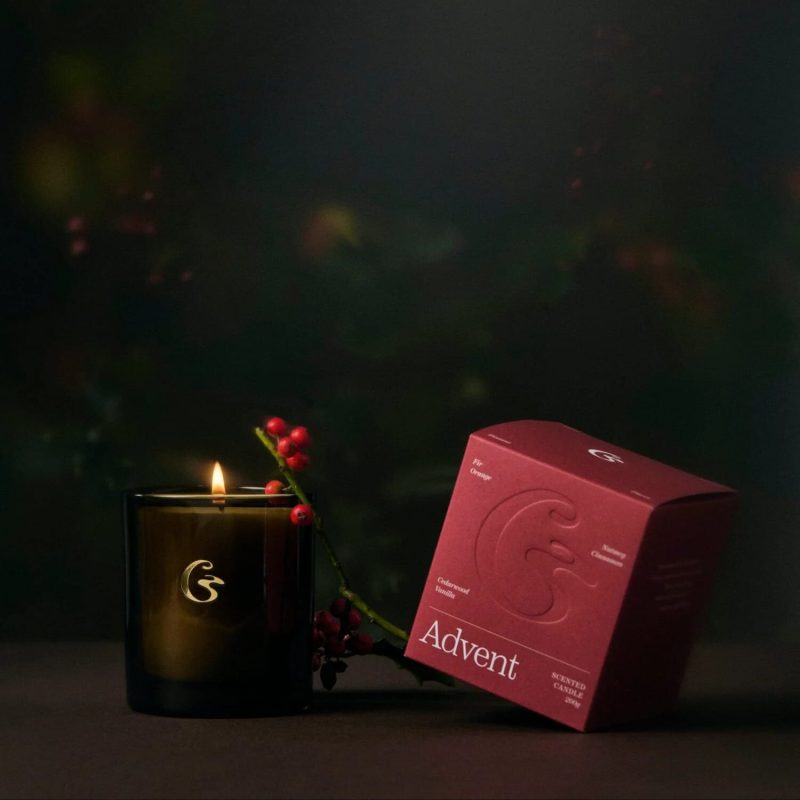 imgi_4_AdventCandleblurry