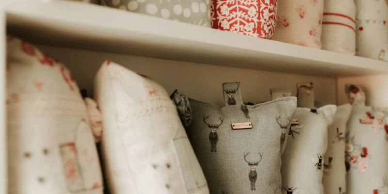 Linen & Rose